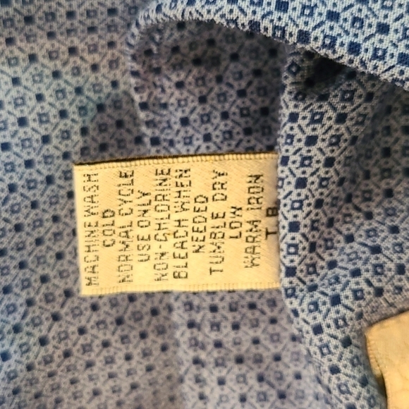 𝅺3/$20 Campia Moda Blue Design Button Down Shirt - Picture 3 of 4
